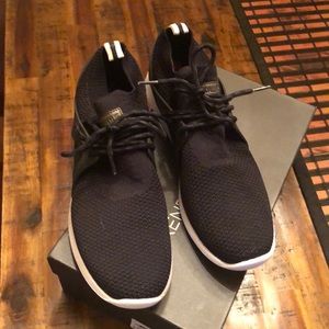 Dark blue Judge Sneakers